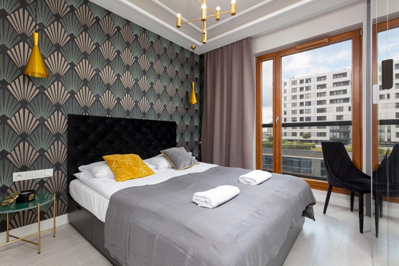 City Center Apartments Grzybowska With Parking By Noclegi Renters Warschau Exterior foto